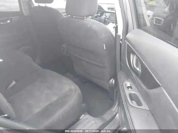 5N1AT2MV1GC815597 2016 NISSAN ROGUE - Image 8