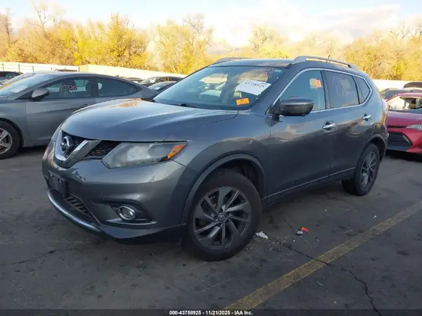5N1AT2MV1GC860975 2016 NISSAN ROGUE - Image 2