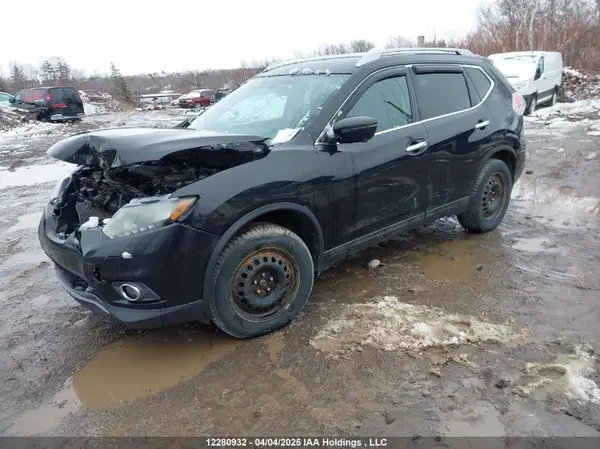 5N1AT2MV1GC863942 2016 NISSAN ROGUE - Image 2