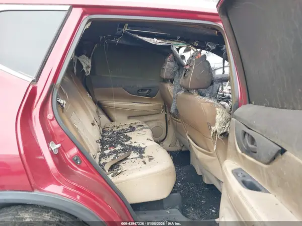 5N1AT2MV1GC876061 2016 NISSAN ROGUE - Image 8