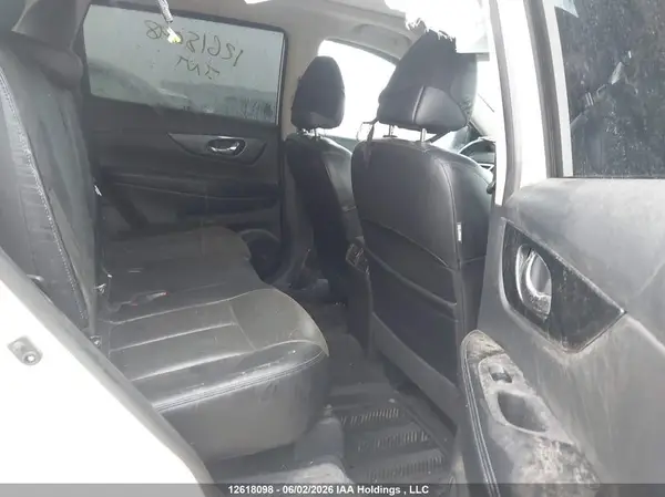 5N1AT2MV1GC879784 2016 NISSAN ROGUE - Image 8