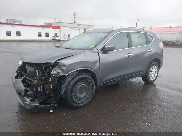 5N1AT2MV1GC887366 2016 NISSAN ROGUE - Image 2