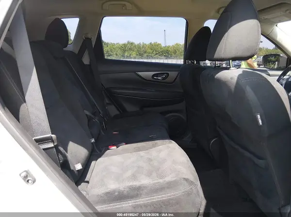5N1AT2MV1GC887836 2016 NISSAN ROGUE - Image 8
