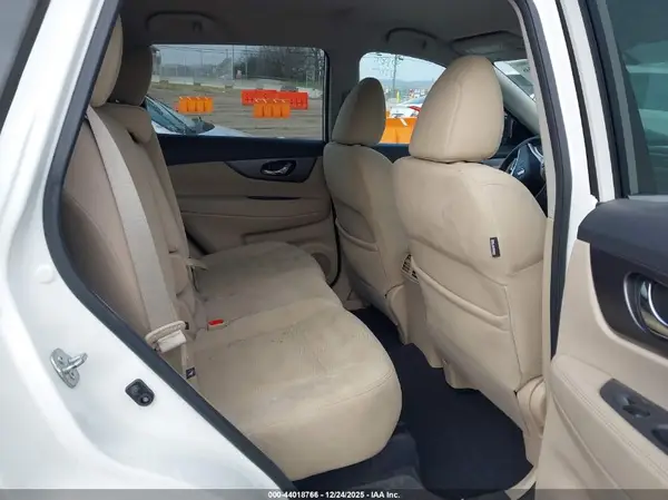 5N1AT2MV1GC888100 2016 NISSAN ROGUE - Image 8