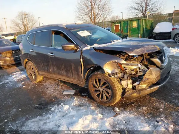 5N1AT2MV1GC895385 2016 NISSAN ROGUE - Image 1