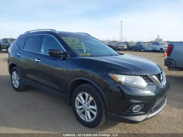 5N1AT2MV1GC896746 2016 NISSAN ROGUE - Image 1