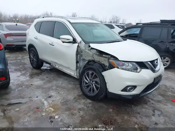 5N1AT2MV1GC899968 2016 NISSAN ROGUE - Image 1