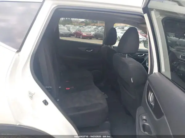 5N1AT2MV1GC922214 2016 NISSAN ROGUE - Image 8