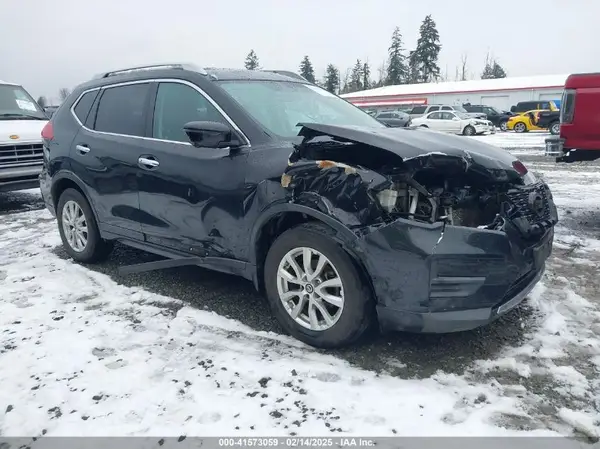 5N1AT2MV1HC730793 2017 NISSAN ROGUE - Image 1