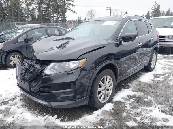 5N1AT2MV1HC730793 2017 NISSAN ROGUE - Image 2