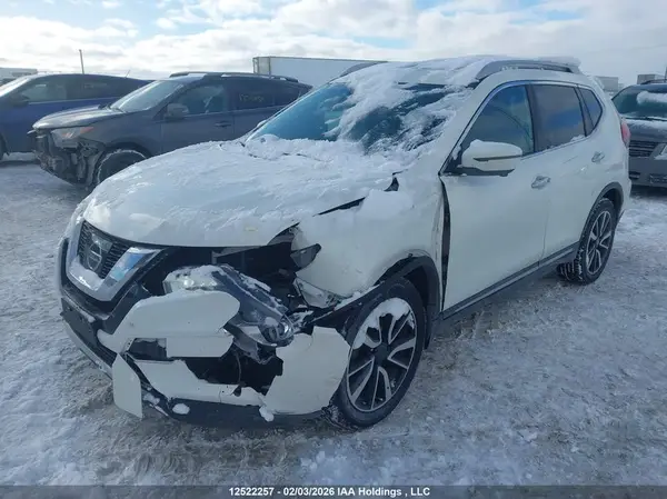 5N1AT2MV1HC734519 2017 NISSAN ROGUE - Image 2
