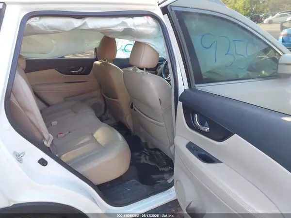 5N1AT2MV1HC736321 2017 NISSAN ROGUE - Image 8