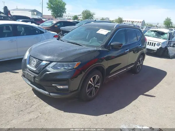 5N1AT2MV1HC738120 2017 NISSAN ROGUE - Image 2