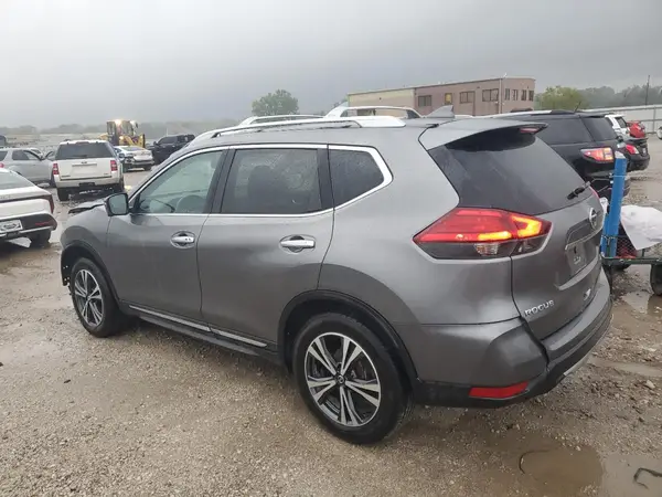 5N1AT2MV1HC739347 2017 NISSAN ROGUE - Image 2