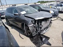 5N1AT2MV1HC739705 2017 NISSAN ROGUE