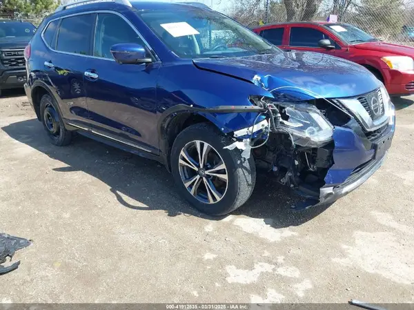 5N1AT2MV1HC743978 2017 NISSAN ROGUE - Image 1