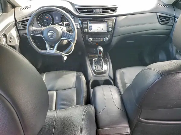5N1AT2MV1HC745410 2017 NISSAN ROGUE - Image 8