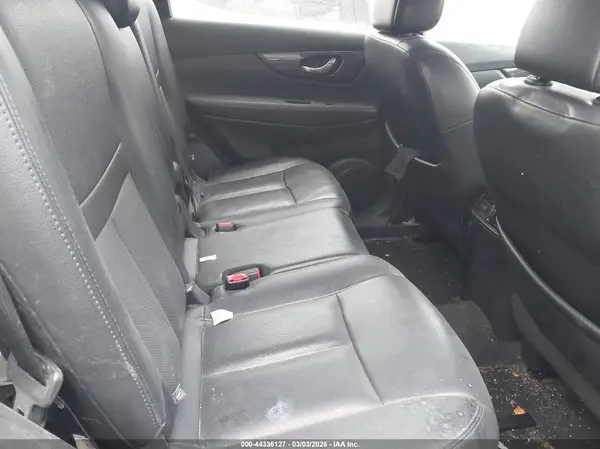 5N1AT2MV1HC746993 2017 NISSAN ROGUE - Image 8