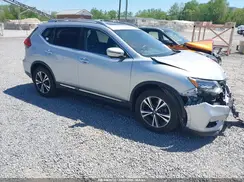 5N1AT2MV1HC747058 2017 NISSAN ROGUE