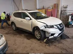 5N1AT2MV1HC747464 2017 NISSAN ROGUE