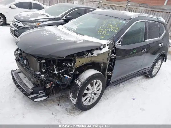 5N1AT2MV1HC747948 2017 NISSAN ROGUE - Image 2