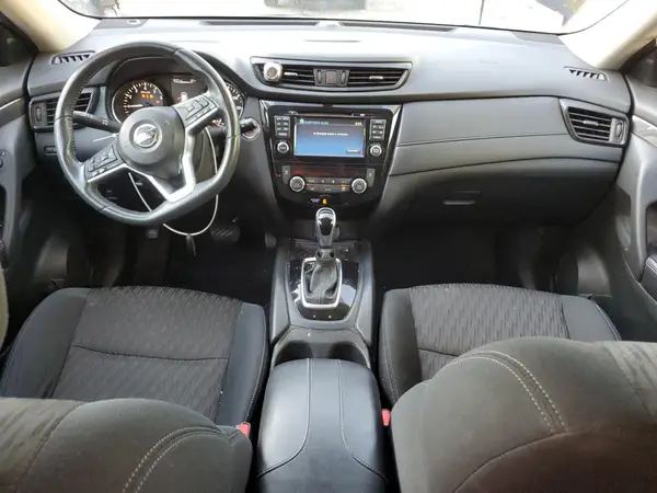 5N1AT2MV1HC752891 2017 NISSAN ROGUE - Image 8