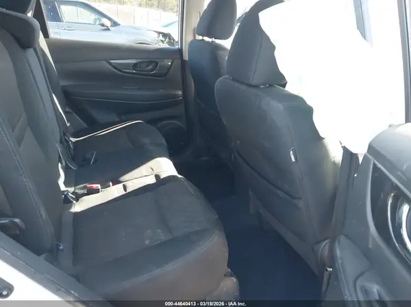 5N1AT2MV1HC755869 2017 NISSAN ROGUE - Image 8