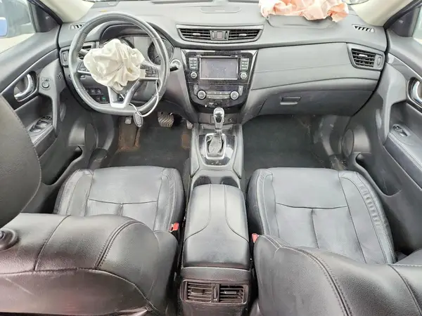 5N1AT2MV1HC757914 2017 NISSAN ROGUE - Image 8