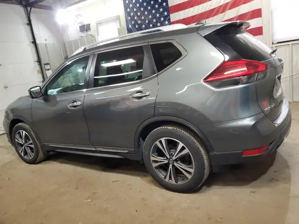 5N1AT2MV1HC760098 2017 NISSAN ROGUE - Image 2