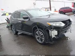 5N1AT2MV1HC761171 2017 NISSAN ROGUE