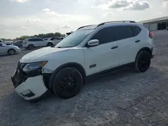 5N1AT2MV1HC762885 2017 NISSAN ROGUE