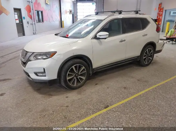 5N1AT2MV1HC767004 2017 NISSAN ROGUE - Image 2