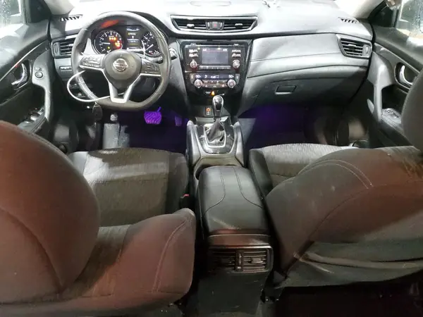 5N1AT2MV1HC767956 2017 NISSAN ROGUE - Image 8
