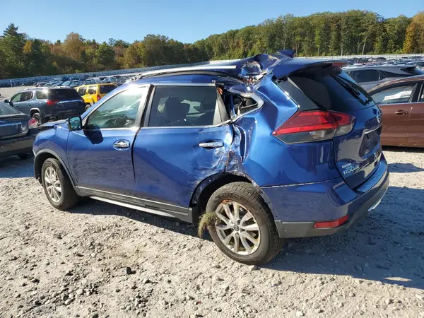 5N1AT2MV1HC771411 2017 NISSAN ROGUE - Image 2