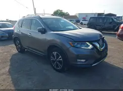 5N1AT2MV1HC777239 2017 NISSAN ROGUE