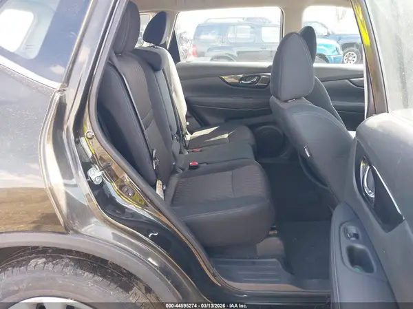 5N1AT2MV1HC779170 2017 NISSAN ROGUE - Image 8