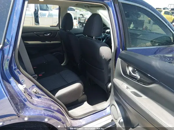 5N1AT2MV1HC786426 2017 NISSAN ROGUE - Image 8