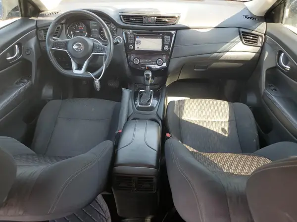 5N1AT2MV1HC787303 2017 NISSAN ROGUE - Image 8