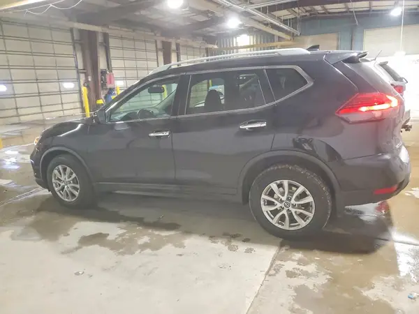 5N1AT2MV1HC787656 2017 NISSAN ROGUE - Image 2