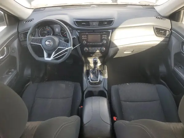 5N1AT2MV1HC790847 2017 NISSAN ROGUE - Image 8