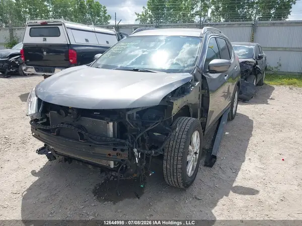 5N1AT2MV1HC792095 2017 NISSAN ROGUE - Image 2