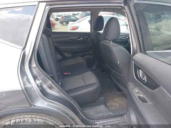 5N1AT2MV1HC792095 2017 NISSAN ROGUE - Image 8