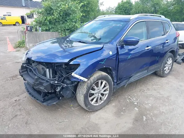 5N1AT2MV1HC792579 2017 NISSAN ROGUE - Image 2