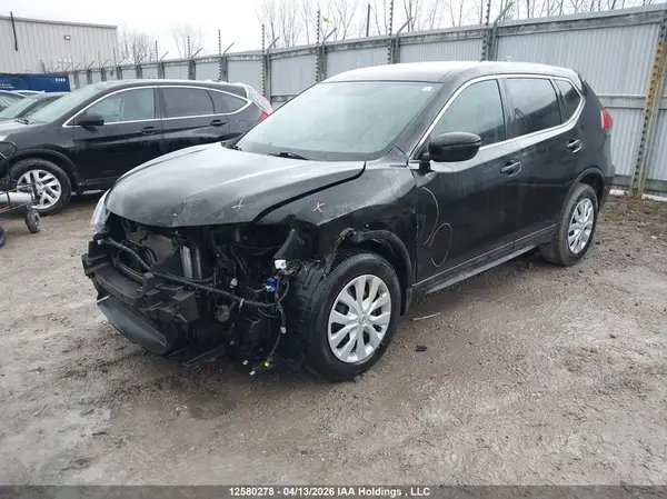 5N1AT2MV1HC793652 2017 NISSAN ROGUE - Image 2