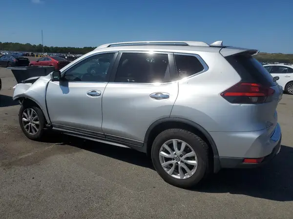 5N1AT2MV1HC795448 2017 NISSAN ROGUE - Image 2