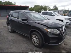 5N1AT2MV1HC795675 2017 NISSAN ROGUE