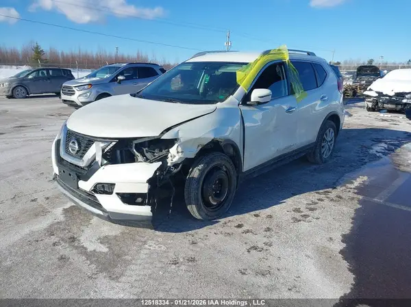 5N1AT2MV1HC802561 2017 NISSAN ROGUE - Image 2