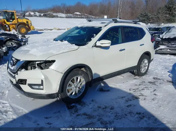 5N1AT2MV1HC805671 2017 NISSAN ROGUE - Image 2