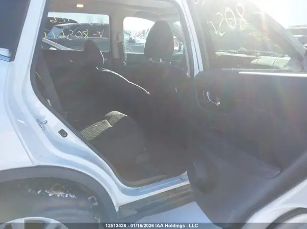 5N1AT2MV1HC805671 2017 NISSAN ROGUE - Image 8