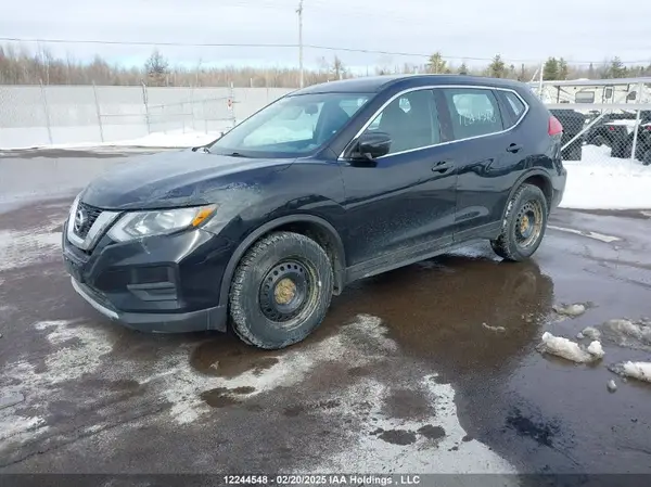 5N1AT2MV1HC806545 2017 NISSAN ROGUE - Image 2